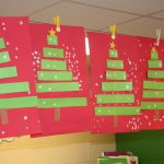 25 Marvelous Classroom Decoration For Christmas