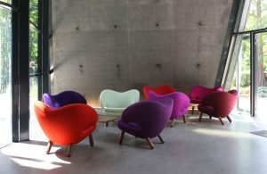 5 Ideas for Using the Pelican Chair as an Accent Piece